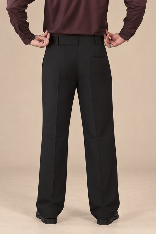 Black Straight-Fit Single-Pleat Pant